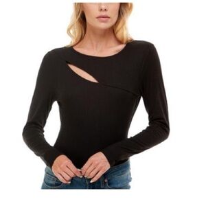ULTRA FLIRT
Juniors' Asymmetrical Cutout Bodysuit black size XL